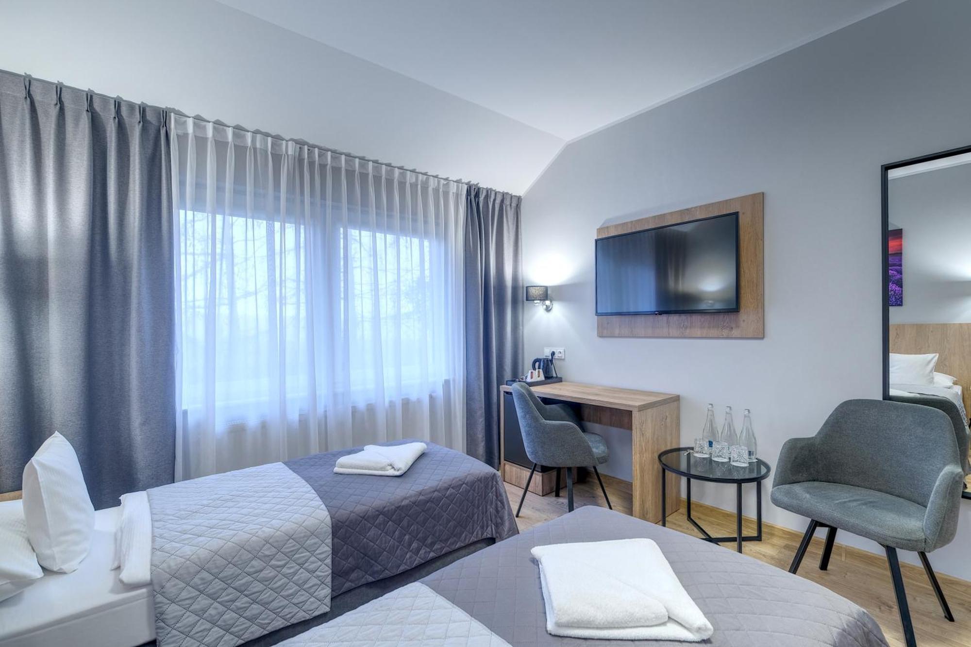 Pszczółki Lawendowy Dwor B&B 외부 사진